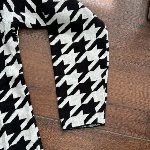 Six Fifty NWT Modesty with Style Top Black & White Houndstooth Size L - Picture 5 of 8